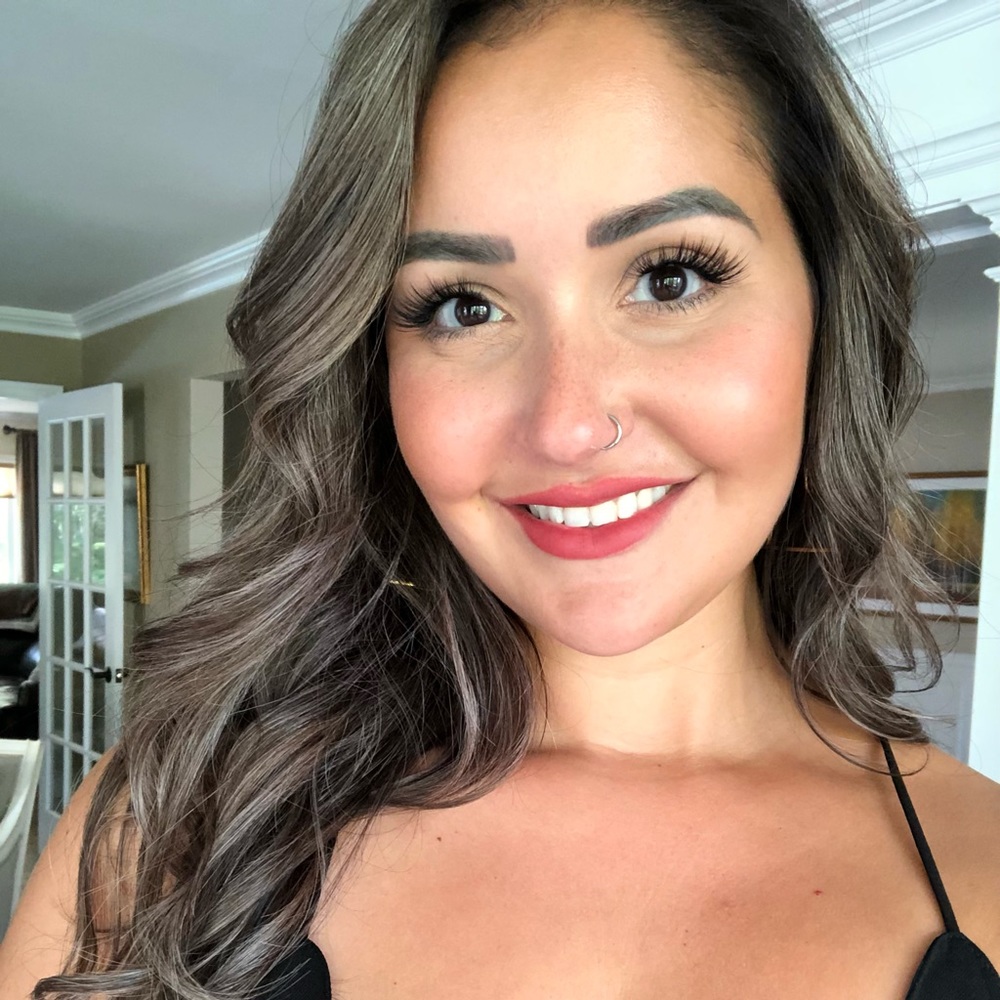 Meet your Posher, Brielle